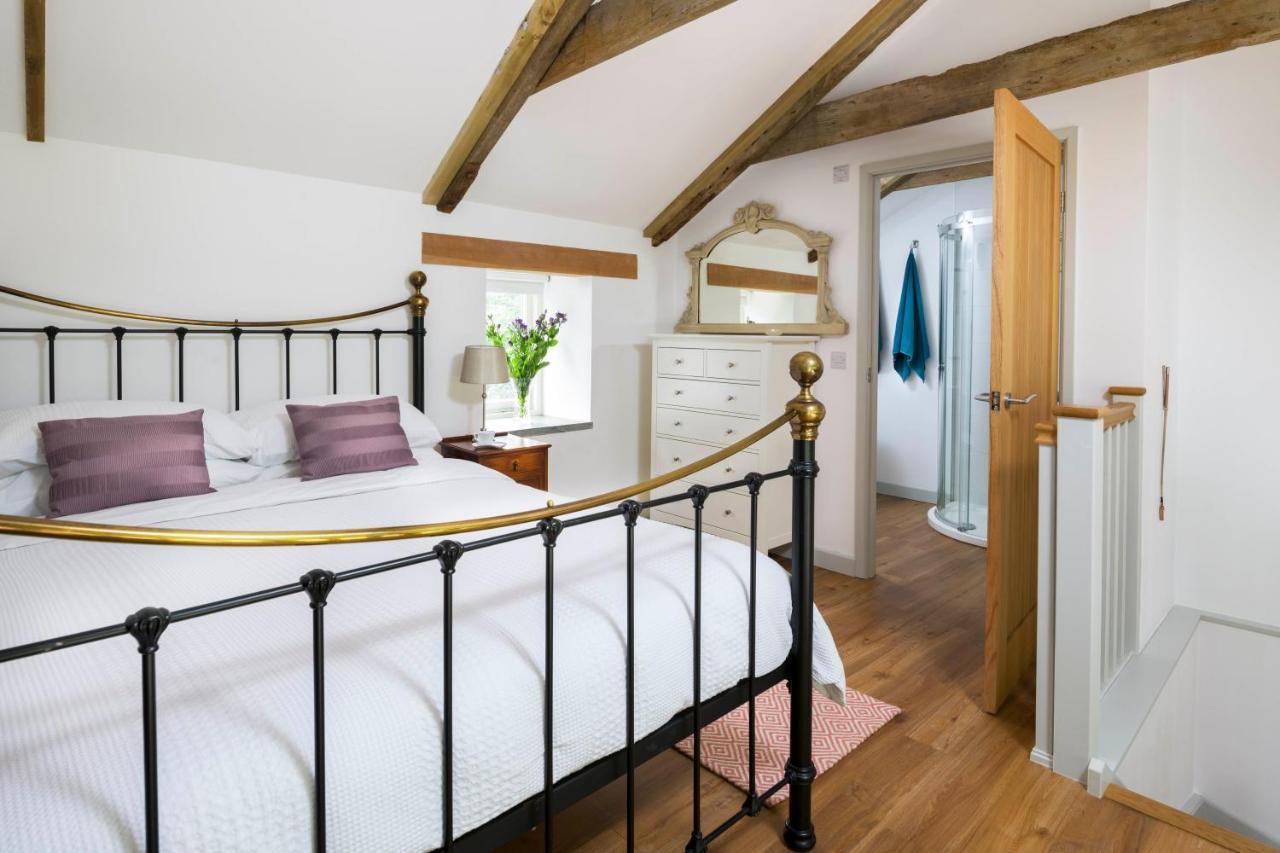 Red River Stables - Peaceful, Beautiful Grounds, Swimming Pool, Central Location For West Cornwall Camborne Bagian luar foto
