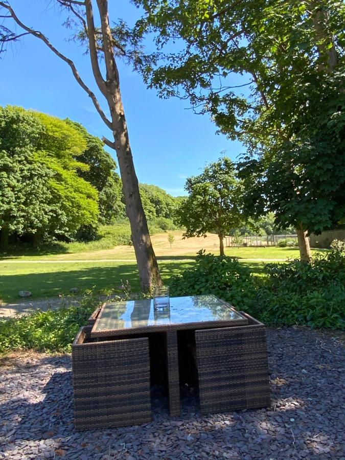 Red River Stables - Peaceful, Beautiful Grounds, Swimming Pool, Central Location For West Cornwall Camborne Bagian luar foto