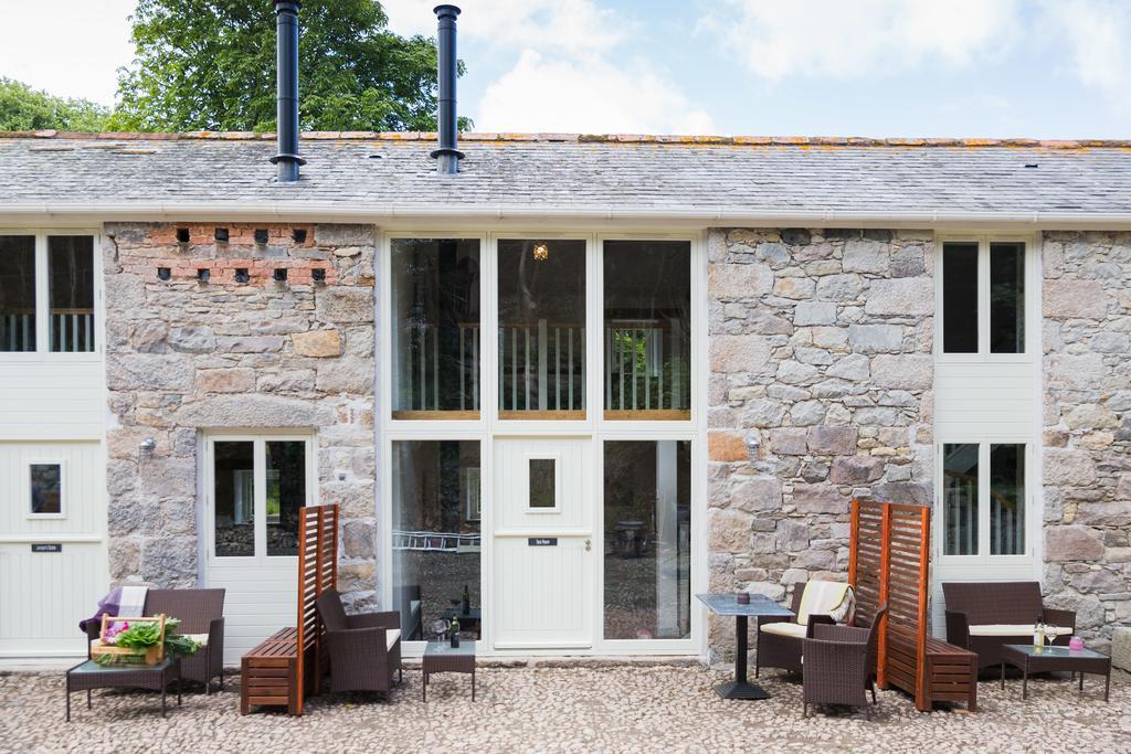 Red River Stables - Peaceful, Beautiful Grounds, Swimming Pool, Central Location For West Cornwall Camborne Bagian luar foto