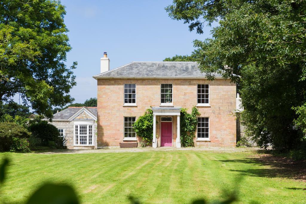 Red River Stables - Peaceful, Beautiful Grounds, Swimming Pool, Central Location For West Cornwall Camborne Bagian luar foto