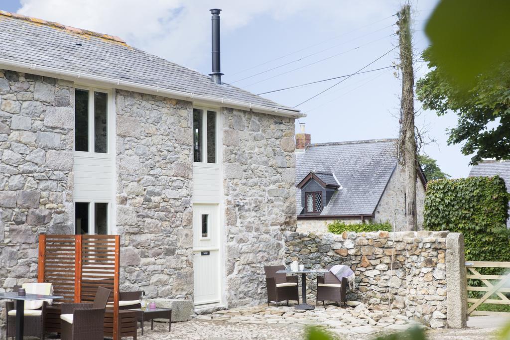 Red River Stables - Peaceful, Beautiful Grounds, Swimming Pool, Central Location For West Cornwall Camborne Bagian luar foto